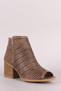 Qupid Perforated Peep Toe Chunky Heeled Ankle Boots